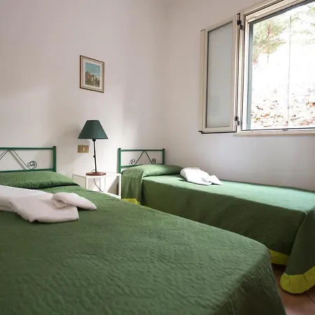 Nadia Con Splendida Vista Mare فيلة