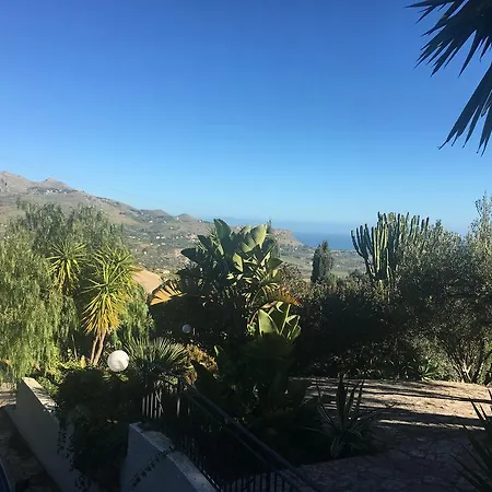 فيلة Nadia Con Splendida Vista Mare *