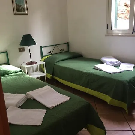 فيلة Nadia Con Splendida Vista Mare كاستيلاّماري ديل غو