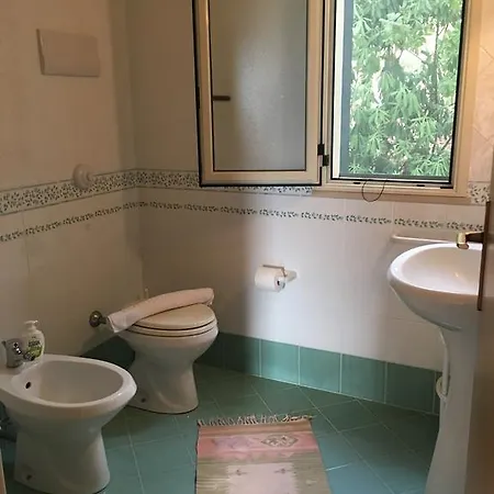 Nadia Con Splendida Vista Mare * كاستيلاّماري ديل غو